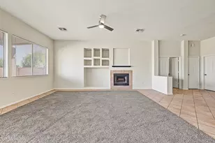 13592 W Ironwood St, Surprise, AZ 85374 - Photo 7