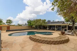 2360 E Sahuaro Dr, Phoenix, AZ 85028 - Photo 29