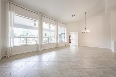 4506 E Olive Avenue, Gilbert, AZ 85234 - Photo 5