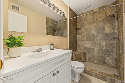1320 E Bethany Home Road #54, Phoenix, AZ 85014 - Photo 13