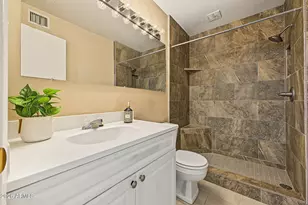 1320 E Bethany Home Rd, Phoenix, AZ 85014 - Photo 13