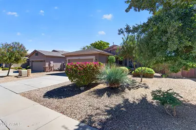 16195 W Watson Lane, Surprise, AZ 85379 - Photo 41