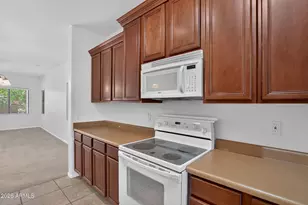 16195 W Watson Ln, Surprise, AZ 85379 - Photo 15
