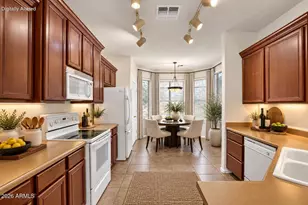 16195 W Watson Ln, Surprise, AZ 85379 - Photo 11