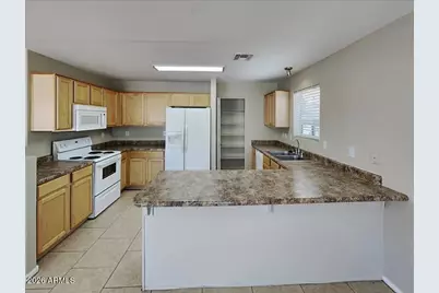 166 W Brangus Way, San Tan Valley, AZ 85143 - Photo 3