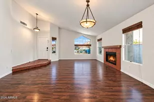 1948 E Morrow Dr, Phoenix, AZ 85024 - Photo 9