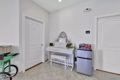 17000 N Assisted Living Boulevard, Surprise, AZ 85374 - Photo 7