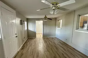 3410 E Shaw Butte Dr, Phoenix, AZ 85028 - Photo 11