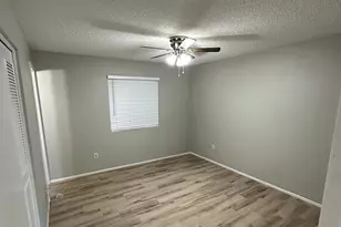 3410 E Shaw Butte Dr, Phoenix, AZ 85028 - Photo 7