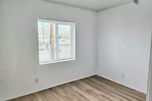 510 E Hatcher Rd, Phoenix, AZ 85020 - Photo 17