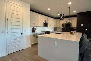 5232 W Roundhouse Rd, Laveen, AZ 85339 - Photo 9