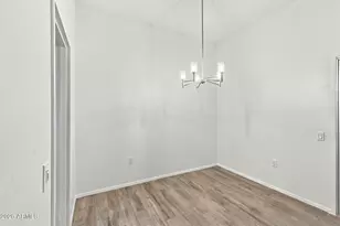 16210 N Meadow Park Dr, Sun City, AZ 85351 - Photo 9