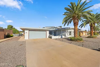 16210 N Meadow Park Drive, Sun City, AZ 85351 - Photo 1