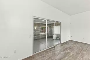 16210 N Meadow Park Dr, Sun City, AZ 85351 - Photo 11