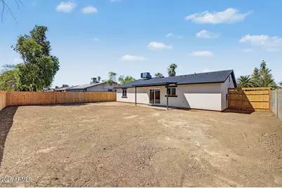 8847 W Weldon Avenue, Phoenix, AZ 85037 - Photo 35