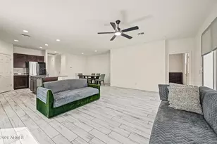 5724 W Encinas Ln, Phoenix, AZ 85043 - Photo 15
