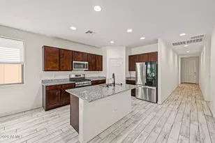 5724 W Encinas Ln, Phoenix, AZ 85043 - Photo 5