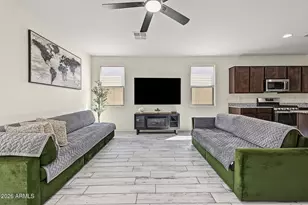 5724 W Encinas Ln, Phoenix, AZ 85043 - Photo 13