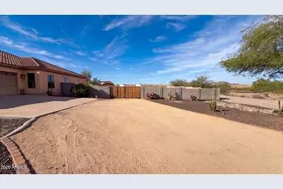 16806 W Dove Wing Way, Surprise, AZ 85387 - Photo 19