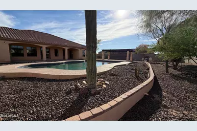 16806 W Dove Wing Way, Surprise, AZ 85387 - Photo 7