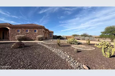 16806 W Dove Wing Way, Surprise, AZ 85387 - Photo 13