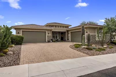 2933 E Daley Lane, Phoenix, AZ 85050 - Photo 1