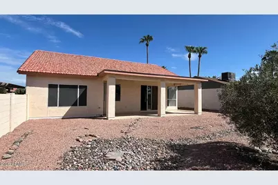 10533 E Elmhurst Drive, Sun Lakes, AZ 85248 - Photo 17