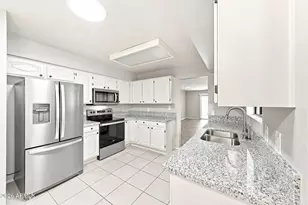 9147 W Kimberly Way, Peoria, AZ 85382 - Photo 15