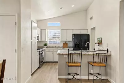 1392 E Binner Drive, Chandler, AZ 85225 - Photo 9