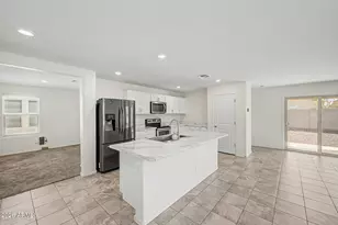 12645 W Palmaire Ave, Glendale, AZ 85307 - Photo 9
