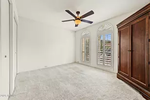 1930 E Linger Ln, Phoenix, AZ 85020 - Photo 23