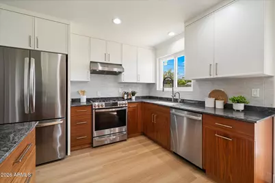 1637 E Sierra Vista Drive, Phoenix, AZ 85016 - Photo 11
