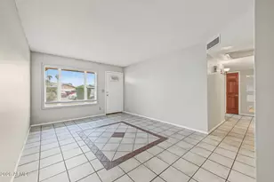 10014 N 87th Ln, Peoria, AZ 85345 - Photo 7
