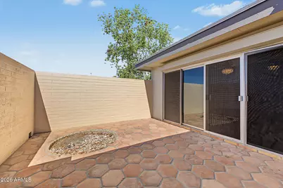 10031 W Hutton Drive, Sun City, AZ 85351 - Photo 23
