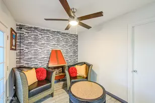4230 W Kaler Dr, Phoenix, AZ 85051 - Photo 19