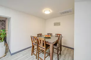 4230 W Kaler Dr, Phoenix, AZ 85051 - Photo 15