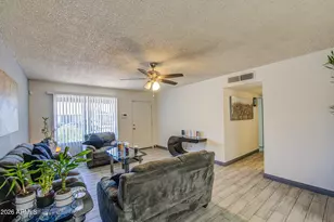 4230 W Kaler Dr, Phoenix, AZ 85051 - Photo 5