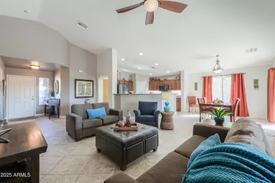 2385 E Fiesta Drive, Casa Grande, AZ 85194 - Photo 11