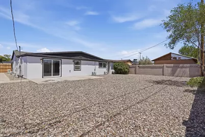 513 W 1st Street, Mesa, AZ 85201 - Photo 17