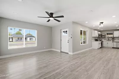 513 W 1st Street, Mesa, AZ 85201 - Photo 3