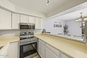 2121 S Pennington, Mesa, AZ 85202 - Photo 11