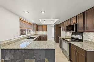 5003 W Wikieup Ln, Glendale, AZ 85308 - Photo 9