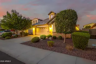 22039 N 98th Ln, Peoria, AZ 85383 - Photo 5