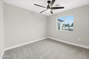 5709 S Palm Dr, Tempe, AZ 85283 - Photo 11