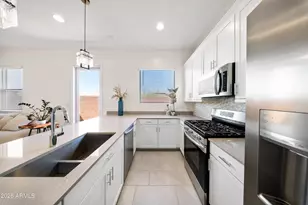 25329 N 167th Dr, Surprise, AZ 85387 - Photo 5