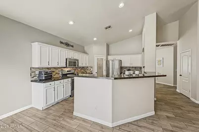 9247 W Salter Drive, Peoria, AZ 85382 - Photo 13