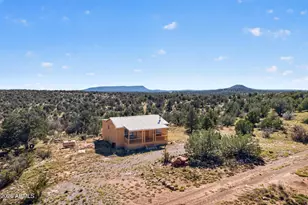 33265 W Mesa Rd, Seligman, AZ 86337 - Photo 3