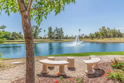 7401 W Arrowhead Clubhouse Drive #2046, Glendale, AZ 85308 - Photo 5