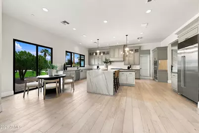 6246 E Hillcrest Boulevard, Scottsdale, AZ 85251 - Photo 13