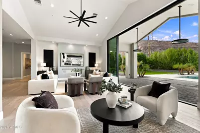 6246 E Hillcrest Boulevard, Scottsdale, AZ 85251 - Photo 7